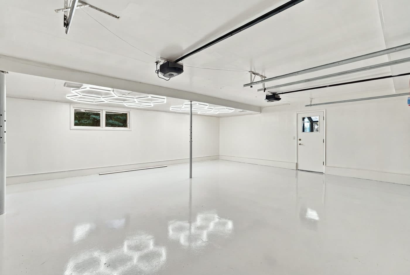 Oversized heated garage with epoxy flooring